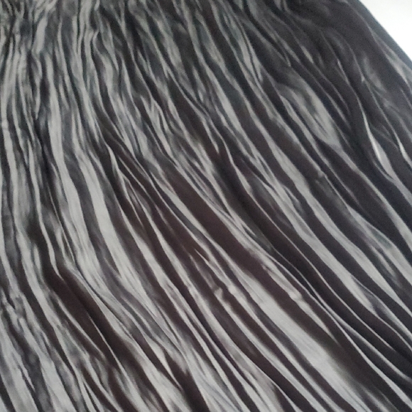 ZARA Gray Pleated Skirts Size M/L - Picture 5 of 8